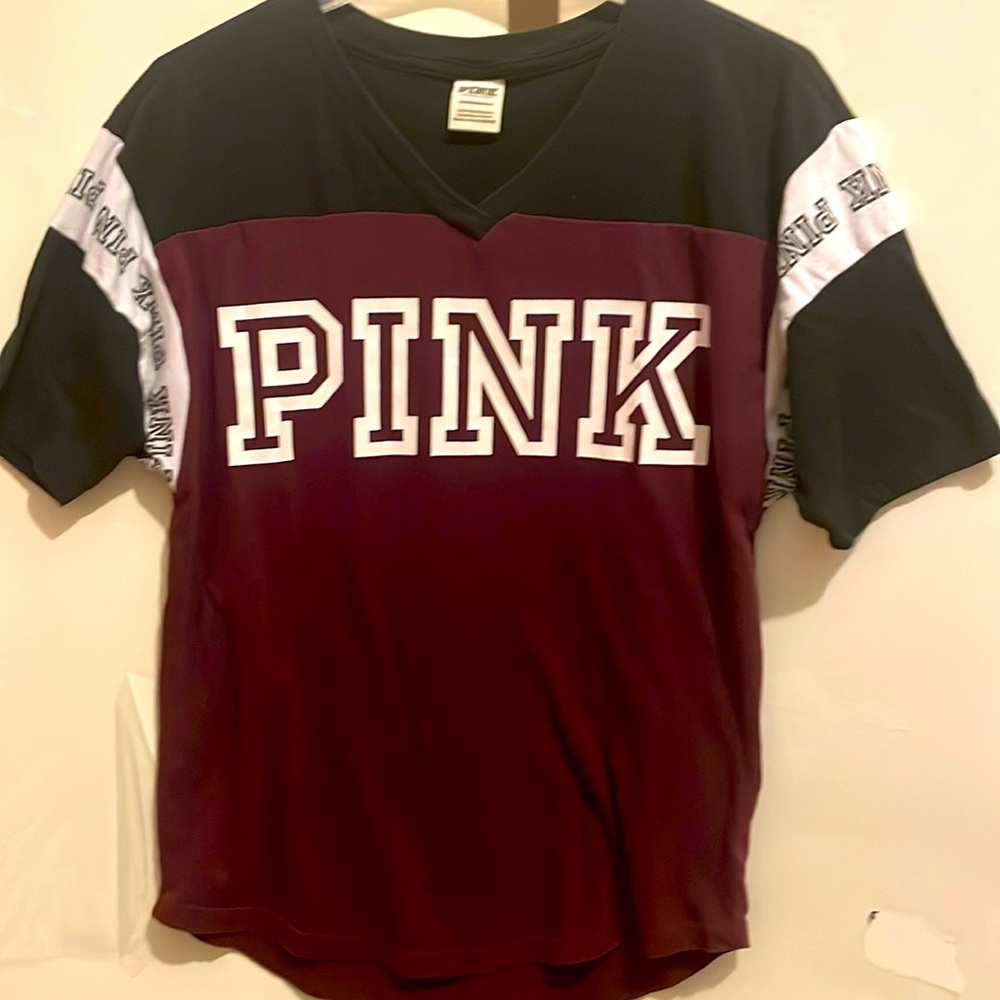 Pink t shirt